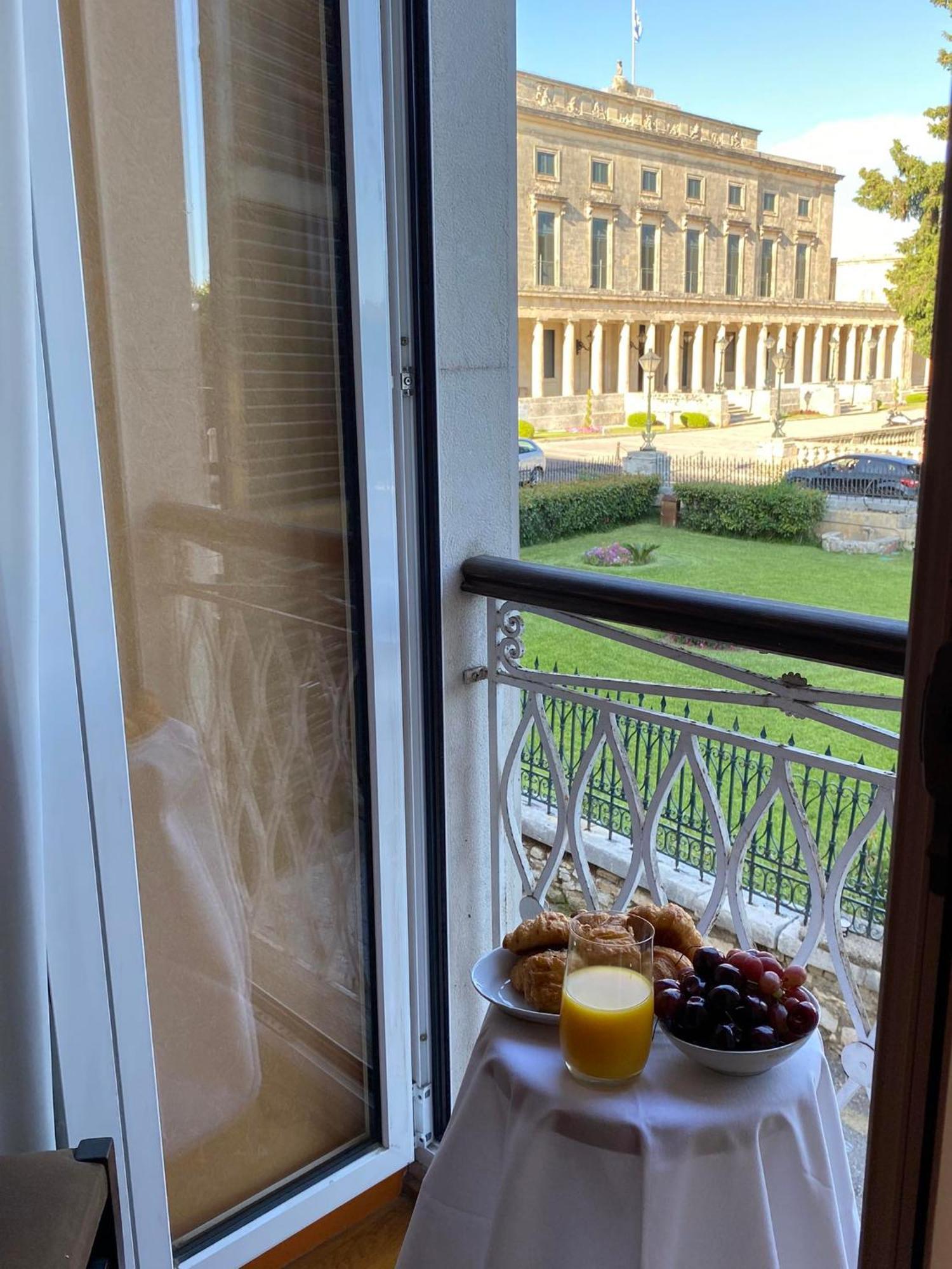 Palazzo Luxury Suite - View To Liston Square & Old Fortress Of Corfu Old Town Kültér fotó