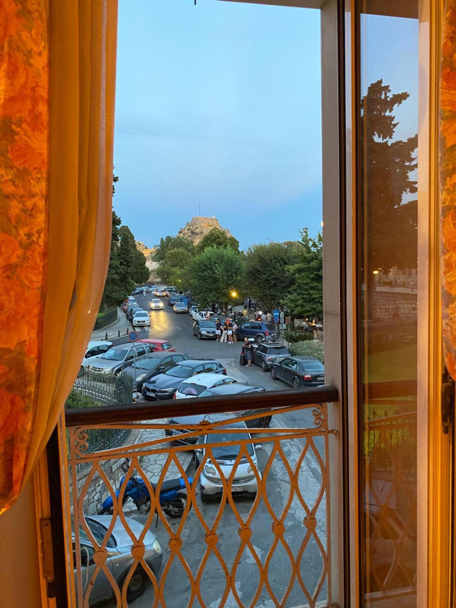 Palazzo Luxury Suite - View To Liston Square & Old Fortress Of Corfu Old Town Kültér fotó